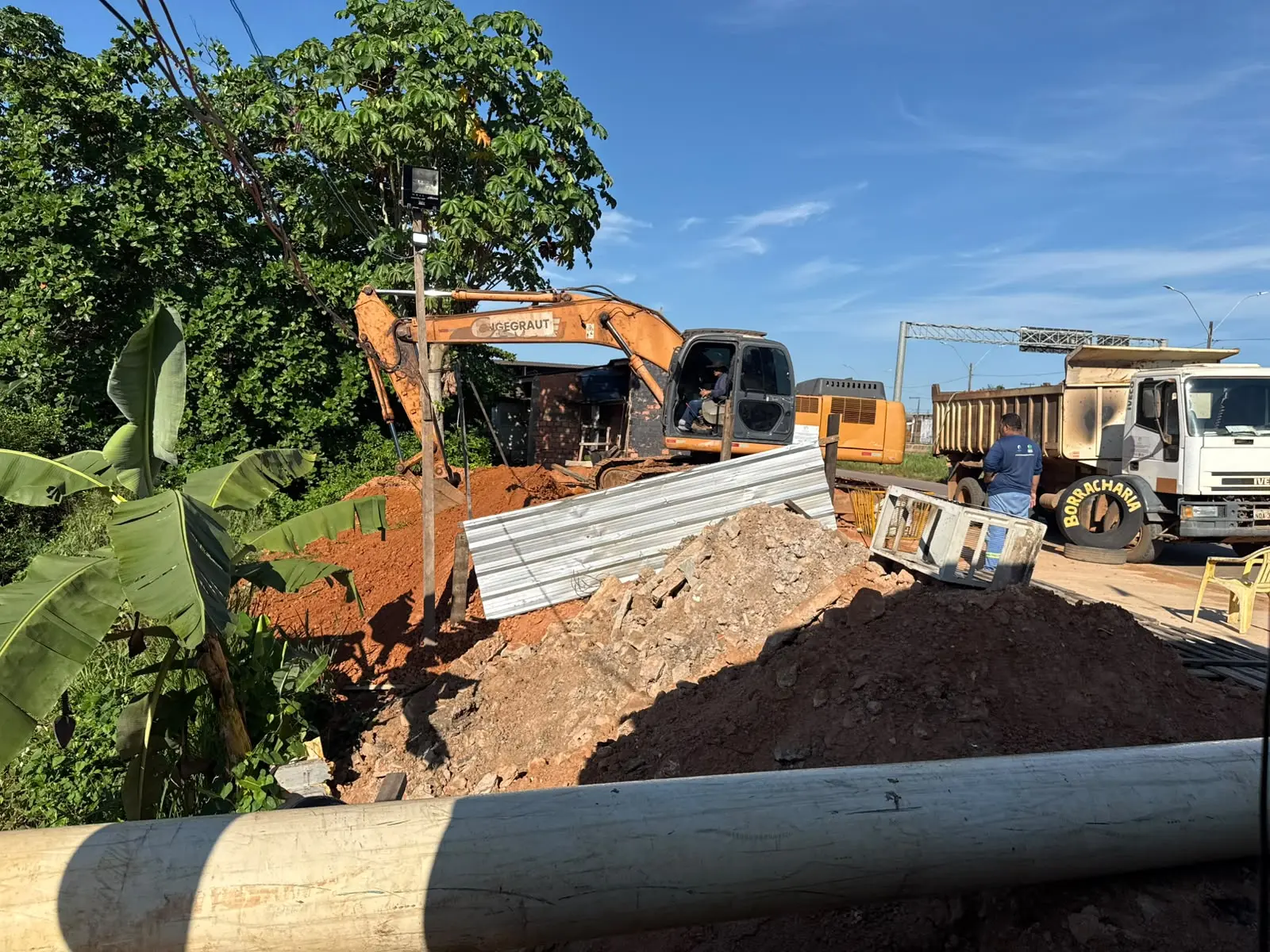 Operação integrada recupera Área de Preservação Permanente na Rua da Beira 
