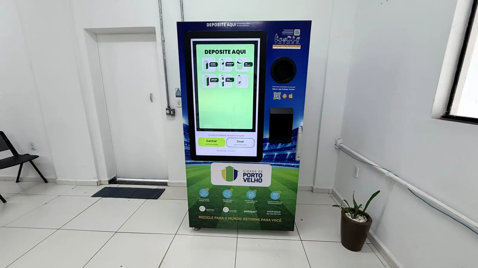 Reciclagem vira dinheiro e benefícios com nova tecnologia na capital