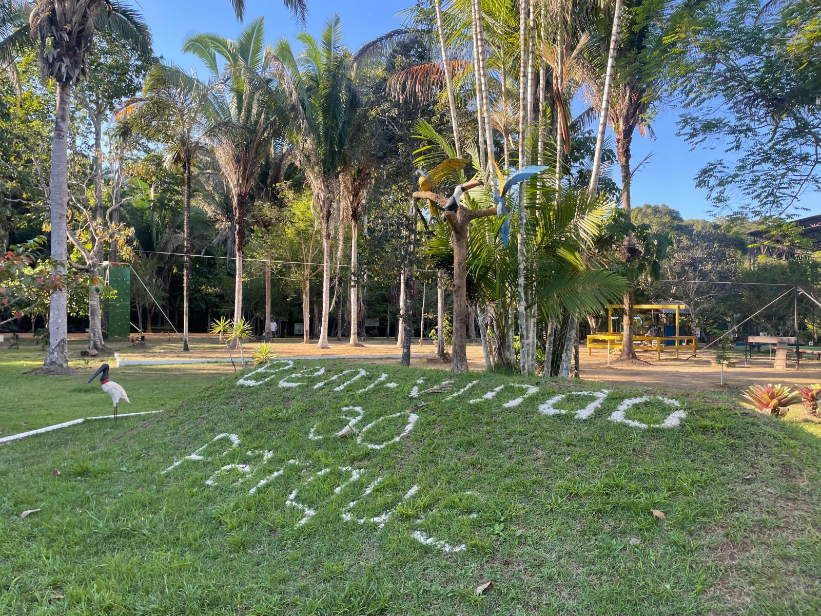 O parque oferece uma alternativa acessível e completa para quem busca lazer ao ar livre, convivência familiar e experiências educativas