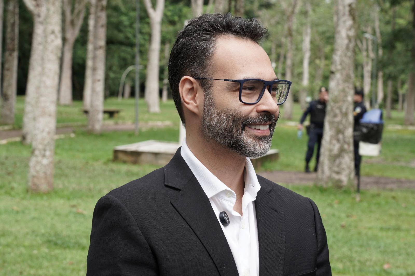 Proposta transforma o cuidado com a paisagem, com as árvores e com o espaço público em política concreta, disse Vinícius Miguel